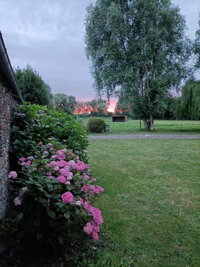 Готель Relais De Moidrey Екстер'єр фото